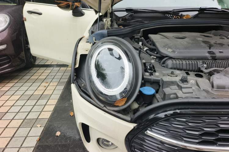 Used MINI Clubman 2021 2.0T COOPER S Right Front Headlight