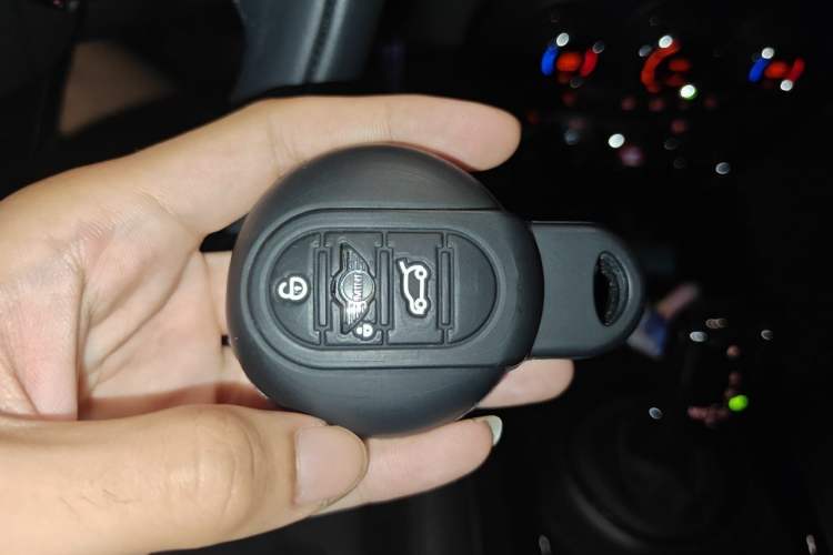 Used MINI Clubman 2021 1.5T COOPER Connoisseur Vehicle Key