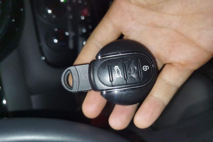 Used MINI Clubman 2021 1.5T COOPER Connoisseur Vehicle Key