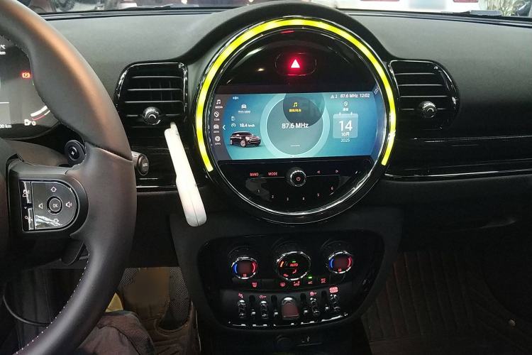 Used MINI Clubman 2022 2.0T COOPER S Audio And AC Panel