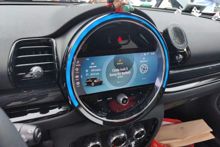 Used MINI Clubman 2022 Updated 2.0T COOPER S Audio And AC Panel