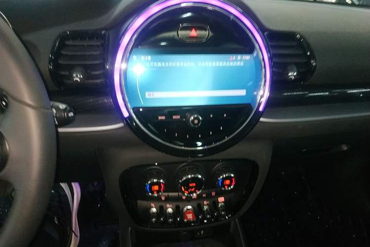 Used MINI Clubman 2022 2.0T COOPER S Audio And AC Panel