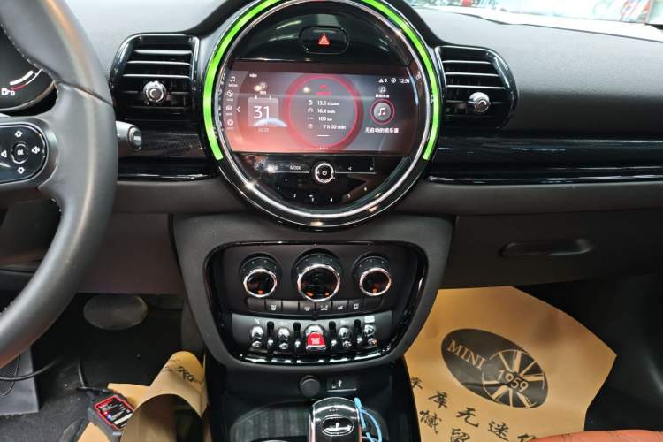 Used MINI Clubman 2022 1.5T COOPER Connoisseur Audio And AC Panel