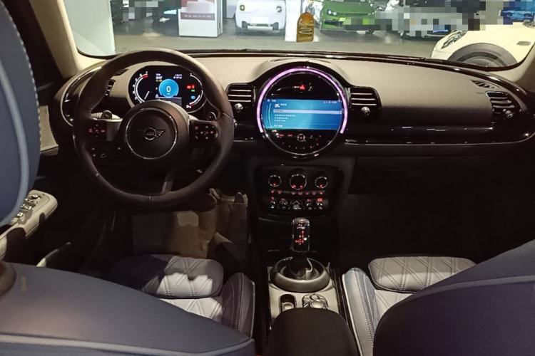 Used MINI Clubman 2022 Updated 2.0T COOPER S Center Console