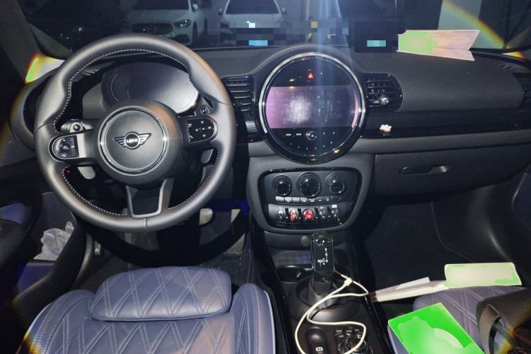 Used MINI Clubman 2022 Updated 2.0T COOPER S Center Console