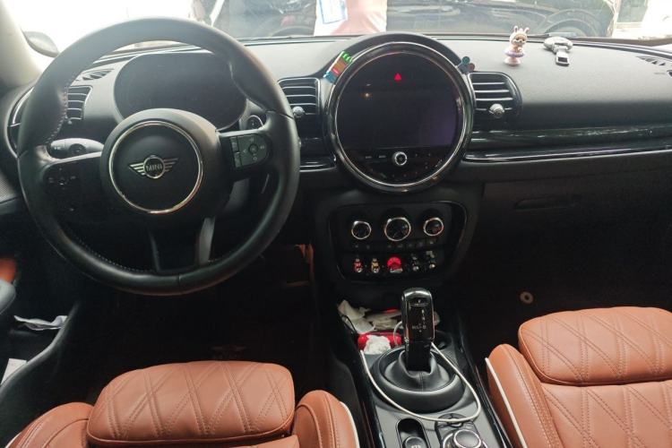Used MINI Clubman 2022 2.0T COOPER S BRICK LANE Limited Edition Center Console