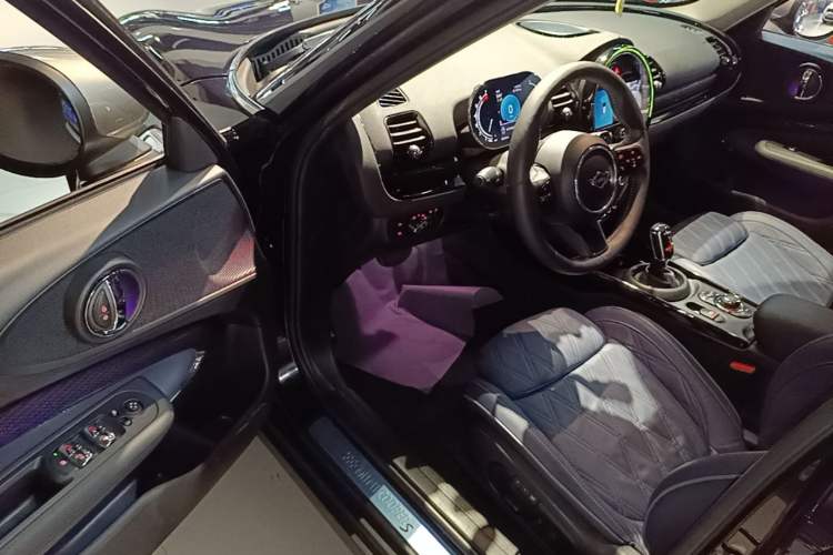 Used MINI Clubman 2022 Updated 2.0T COOPER S Driver Seat