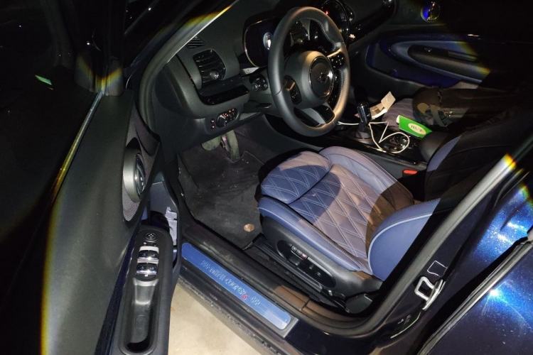 Used MINI Clubman 2022 Updated 2.0T COOPER S Driver Seat