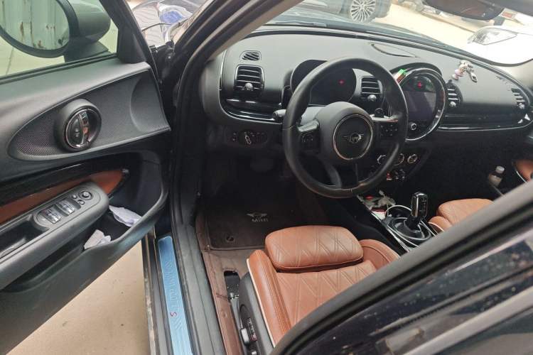 Used MINI Clubman 2022 2.0T COOPER S BRICK LANE Limited Edition Driver Seat
