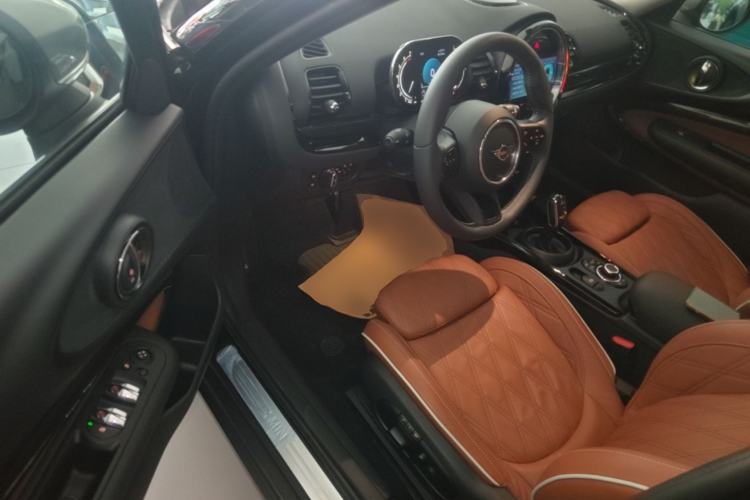 Used MINI Clubman 2022 Facelift 1.5T COOPER Connoisseur Driver Seat