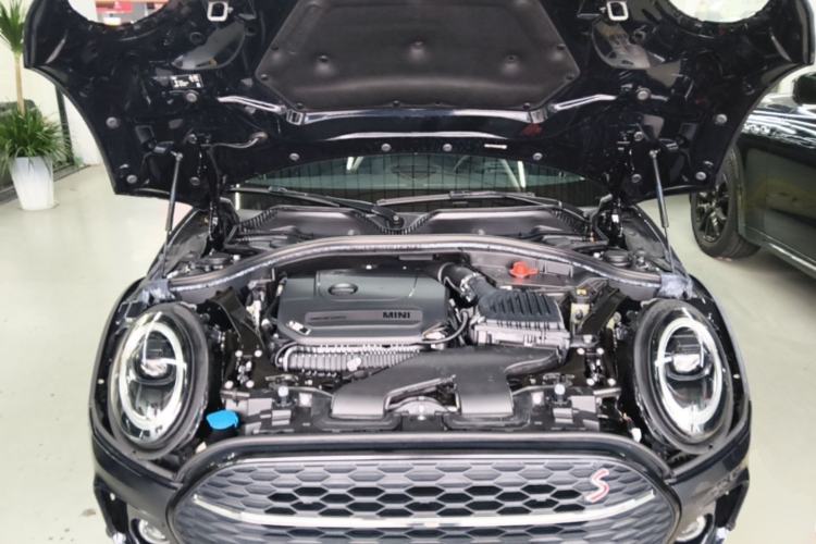 Used MINI Clubman 2022 Updated 2.0T COOPER S Engine Bay
