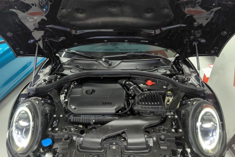 Used MINI Clubman 2022 Updated 2.0T COOPER S Engine Bay