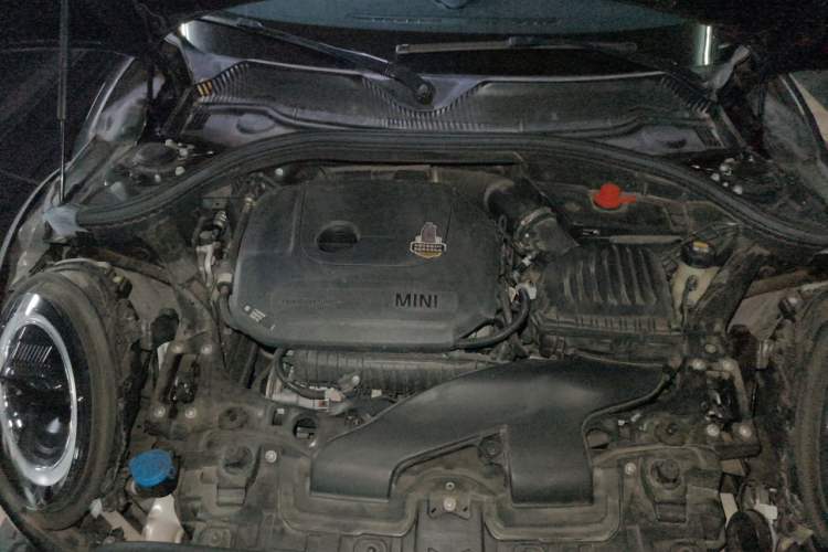 Used MINI Clubman 2022 1.5T COOPER Connoisseur Engine Bay