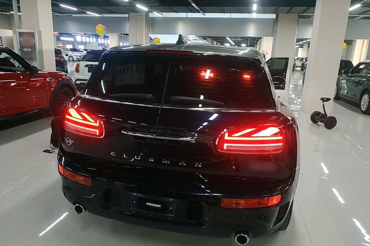 Used MINI Clubman 2022 2.0T COOPER S Exterior 4