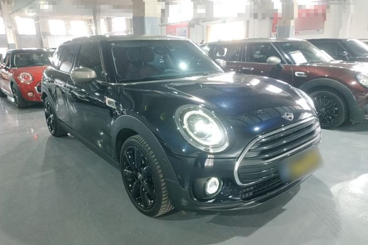 Used MINI Clubman 2022 Facelift 1.5T COOPER Connoisseur Front Right 45 Deg