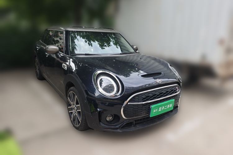 Used MINI Clubman 2022 2.0T COOPER S BRICK LANE Limited Edition Front Right 45 Deg