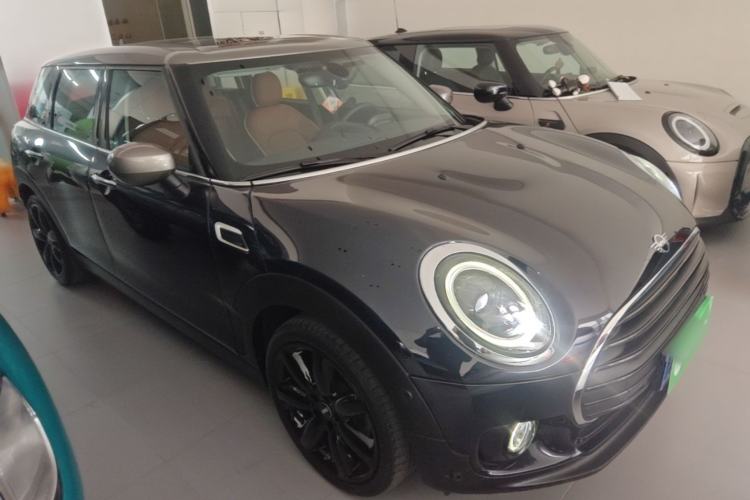 Used MINI Clubman 2022 Facelift 1.5T COOPER Connoisseur Front Right 45 Deg