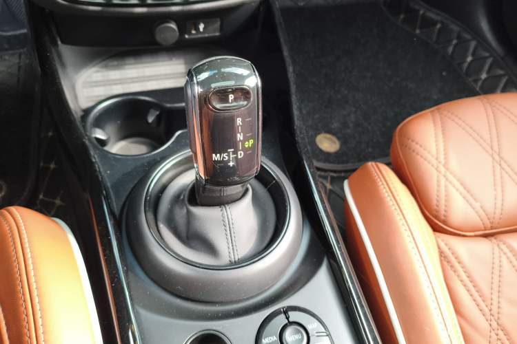Used MINI Clubman 2022 Updated 2.0T COOPER S Gear Lever