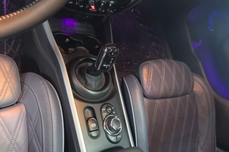 Used MINI Clubman 2022 2.0T COOPER S Gear Lever