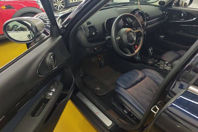 Used MINI Clubman 2022 2.0T COOPER S Interior 2