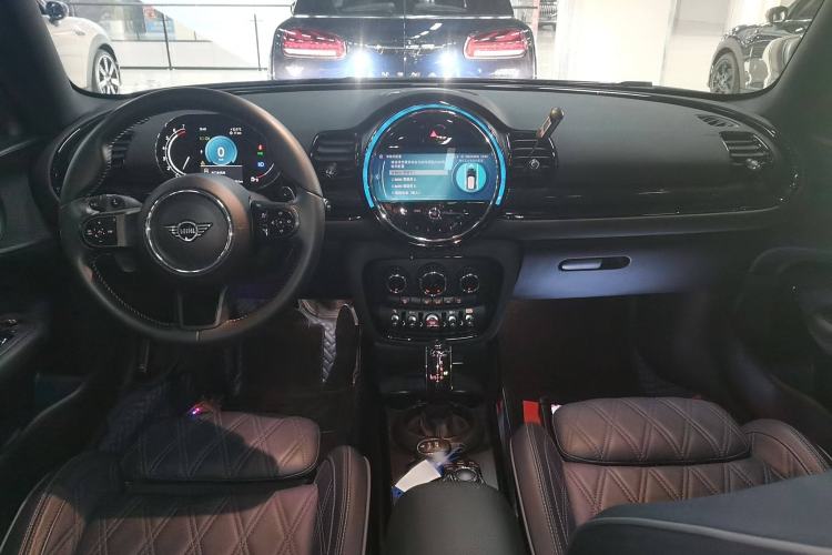 Used MINI Clubman 2022 Updated 2.0T COOPER S Interior 2