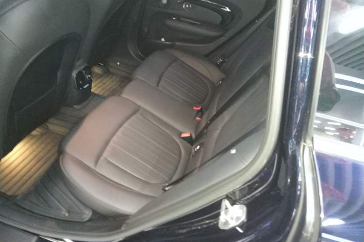 Used MINI Clubman 2022 2.0T COOPER S Interior 4