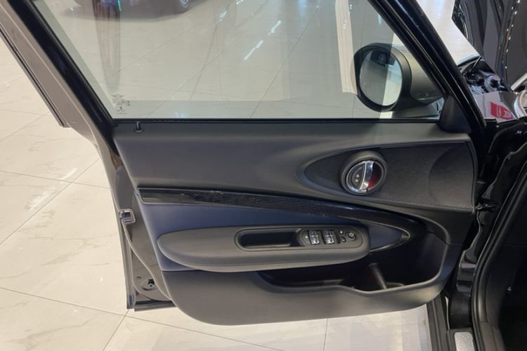 Used MINI Clubman 2022 Facelift 1.5T COOPER Connoisseur Interior 4