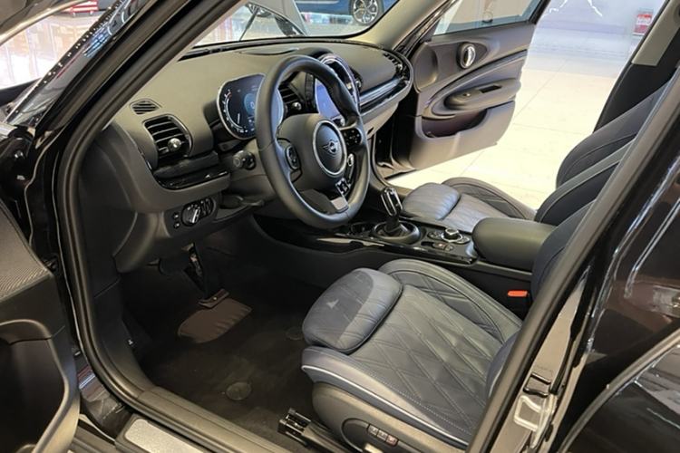 Used MINI Clubman 2022 Facelift 1.5T COOPER Connoisseur Interior 7