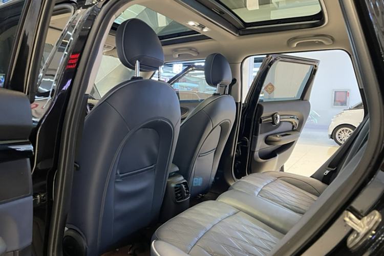 Used MINI Clubman 2022 Facelift 1.5T COOPER Connoisseur Interior 8