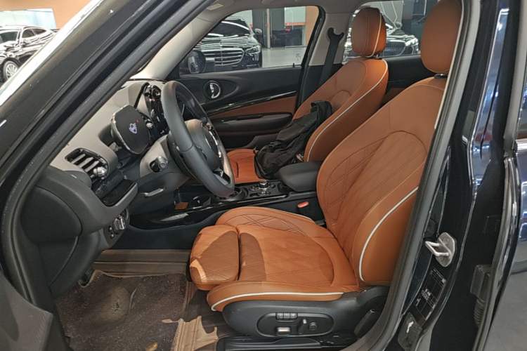 Used MINI Clubman 2022 Updated 2.0T COOPER S Left Front Seat