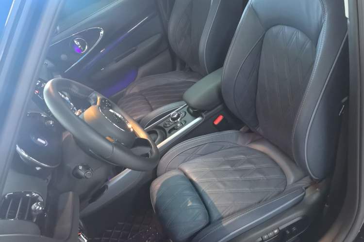 Used MINI Clubman 2022 2.0T COOPER S Left Front Seat
