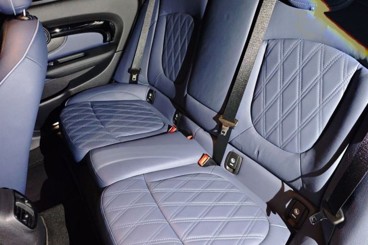 Used MINI Clubman 2022 Updated 2.0T COOPER S Left Rear Seat