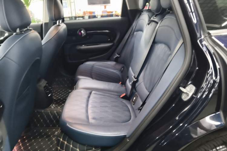 Used MINI Clubman 2022 Updated 2.0T COOPER S Left Rear Seat