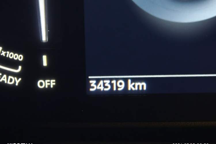 Used MINI Clubman 2022 Updated 2.0T COOPER S Odometer Close Up