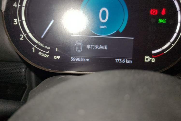 Used MINI Clubman 2022 1.5T COOPER Connoisseur Odometer Close Up