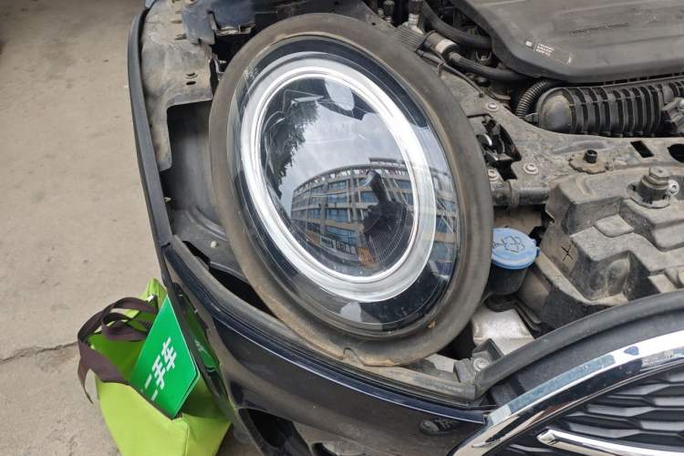 Used MINI Clubman 2022 2.0T COOPER S BRICK LANE Limited Edition Right Front Headlight