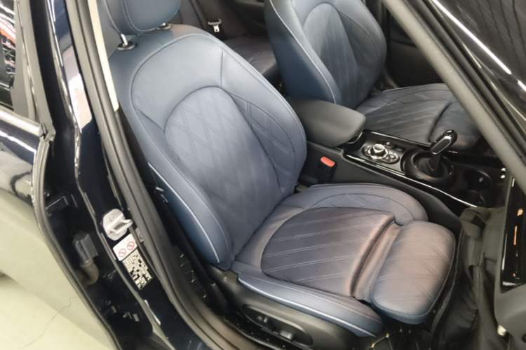 Used MINI Clubman 2022 Updated 2.0T COOPER S Right Front Seat