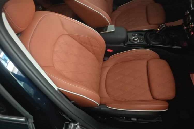Used MINI Clubman 2022 Facelift 1.5T COOPER Connoisseur Right Front Seat
