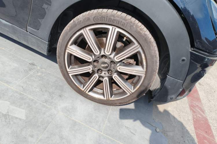 Used MINI Clubman 2022 Updated 2.0T COOPER S Right Front Wheel Hub
