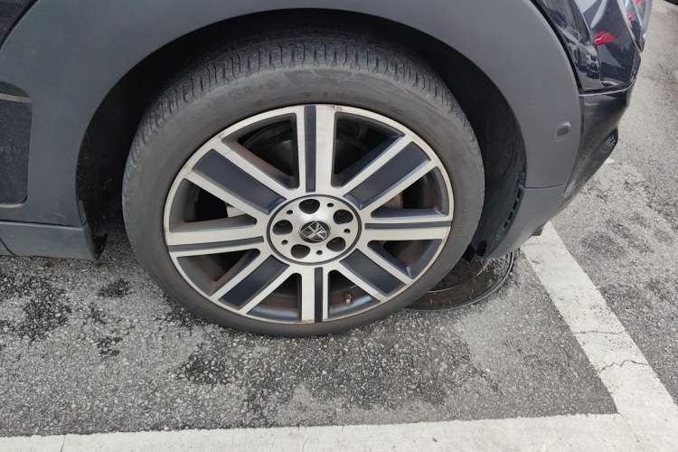 Used MINI Clubman 2022 Updated 2.0T COOPER S Right Front Wheel Hub