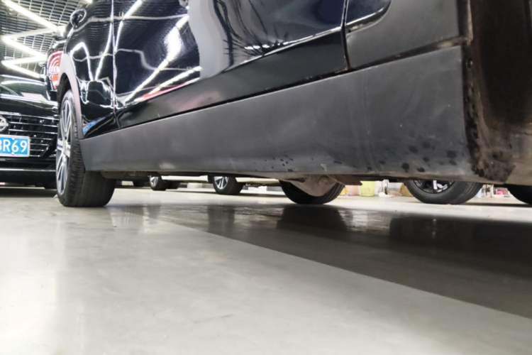 Used MINI Clubman 2022 Updated 2.0T COOPER S Right Side Sill