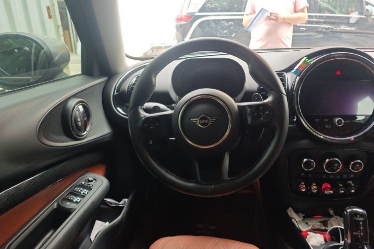 Used MINI Clubman 2022 2.0T COOPER S BRICK LANE Limited Edition Steering Wheel