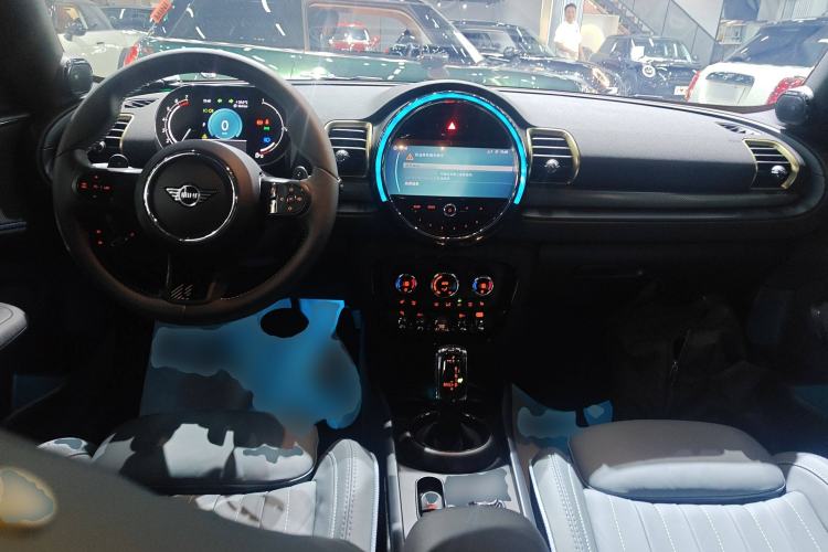 Used MINI Clubman 2022 2.0T COOPER S Free Edition Center Console