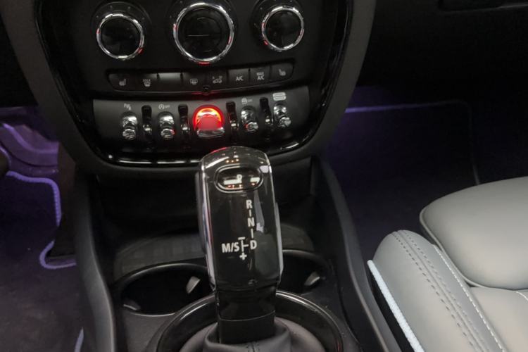 Used MINI Clubman 2022 2.0T COOPER S Free Edition Gear Lever