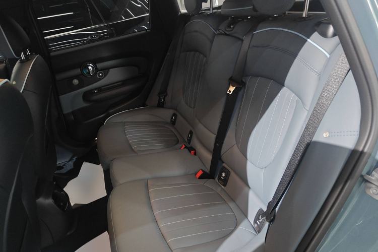 Used MINI Clubman 2022 2.0T COOPER S Free Edition Left Rear Seat