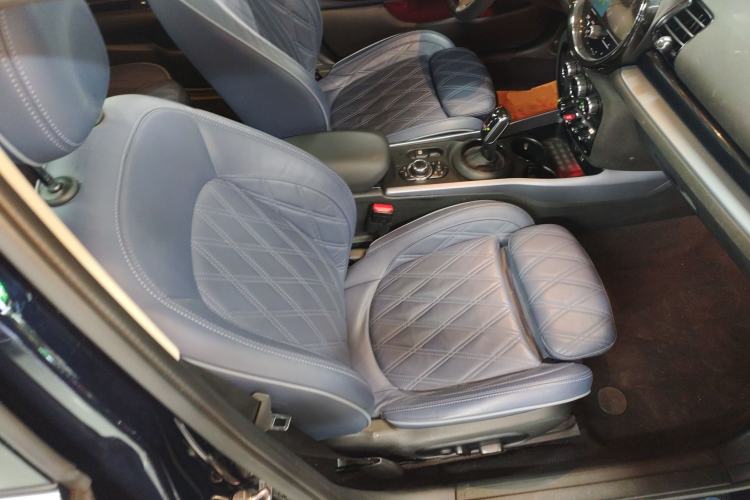 Used MINI Clubman 2022 2.0T COOPER S Right Front Seat