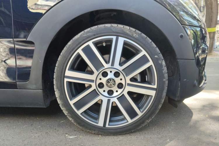 Used MINI Clubman 2022 Updated 2.0T COOPER S Right Front Wheel Hub