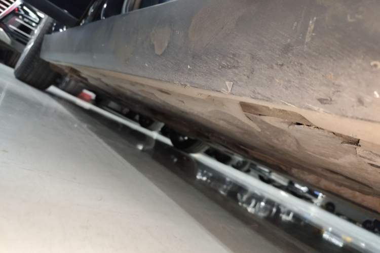 Used MINI Clubman 2022 2.0T COOPER S Right Side Sill