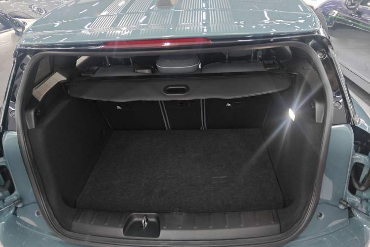 Used MINI Clubman 2022 2.0T COOPER S Free Edition Trunk