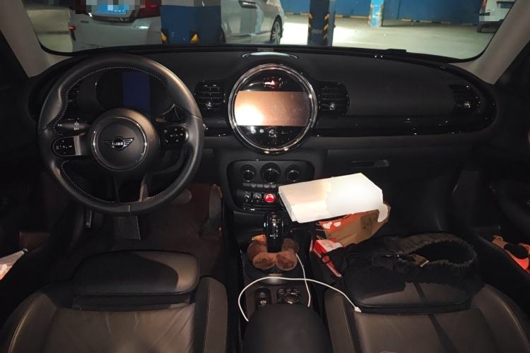 Used MINI Clubman 2022 1.5T COOPER Connoisseur Center Console